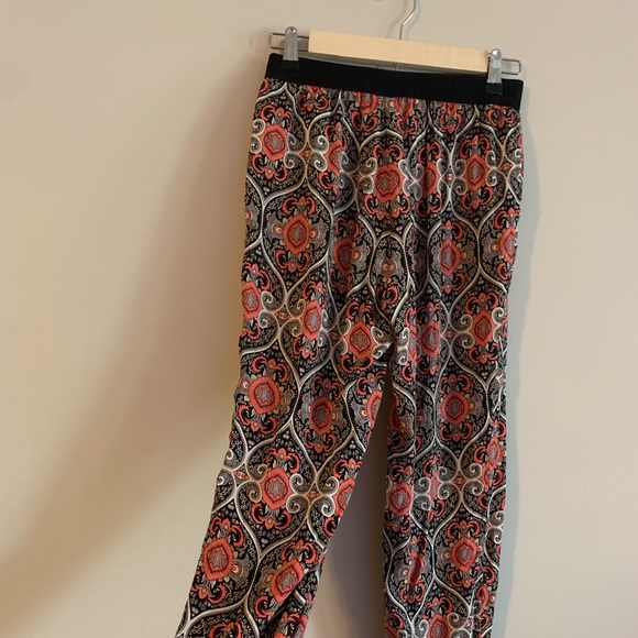 Fun patterned Joe B pants, elastic ankle, lightweight and comfy - Picture 2 of 4